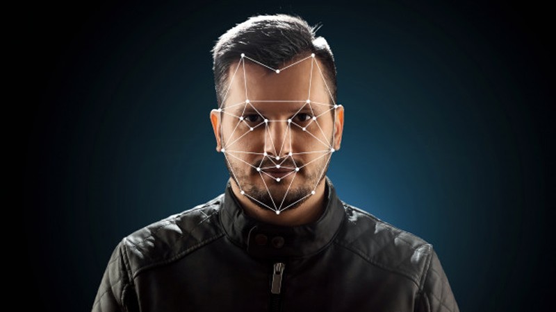 احراز هویت ویدئویی وب مانی