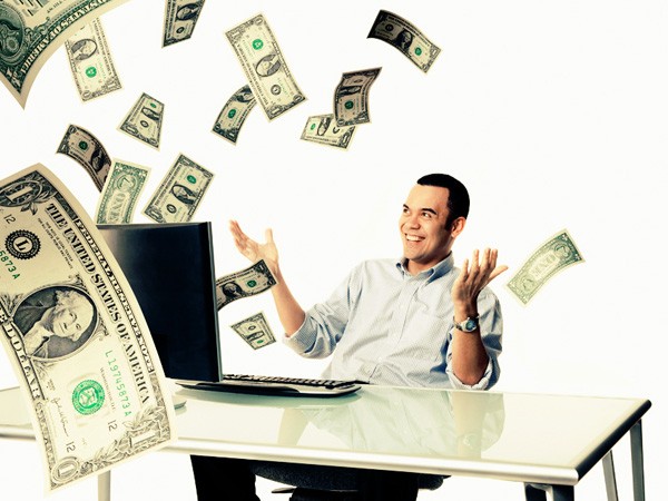 چگونه از طریق وبلاگ یا سایت کسب درآمد کنیم