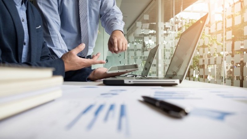 شرکت های پذیرنده بیت کوین