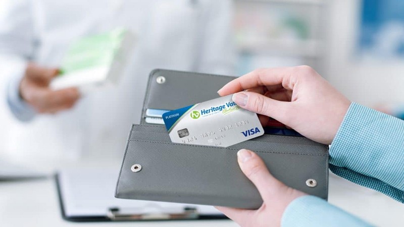 ویژگی های کارت های اعتباری