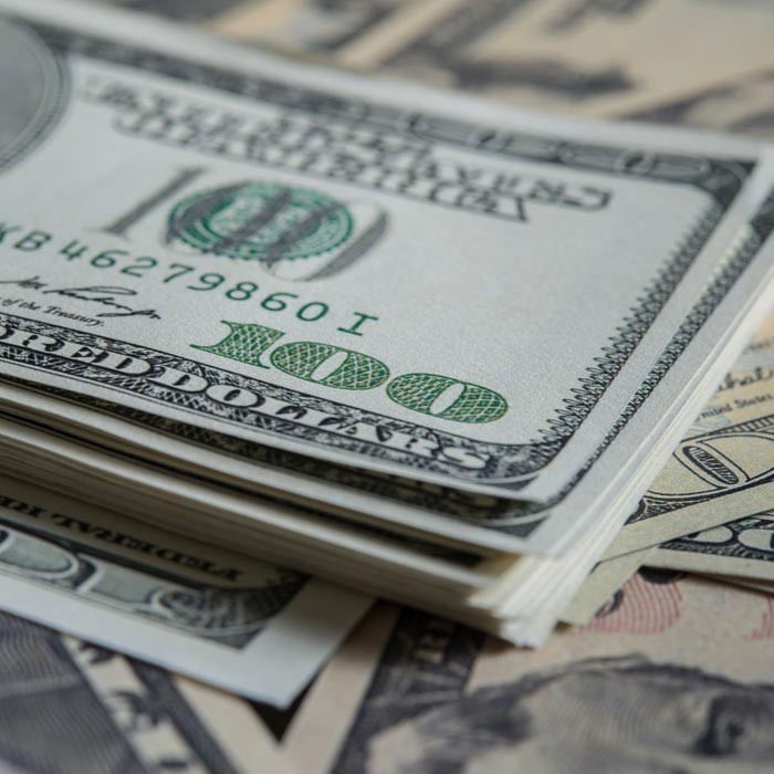 نوسانات دلار