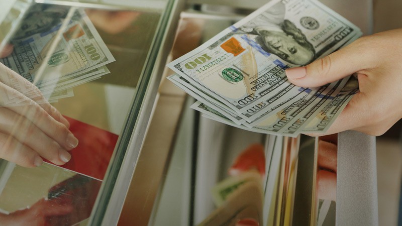 سود پی پال از تبدیل دلار به یورو و بالعکس