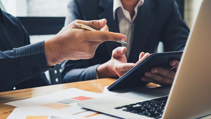 اخذ نمایندگی (فرانشیز)