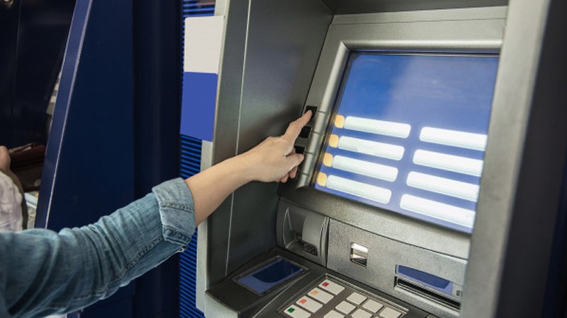 خدمات پی پال