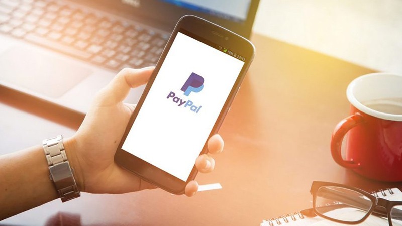 مسدود شدن حساب های پی پال