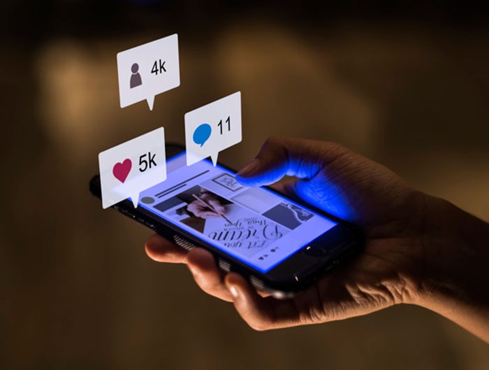 تبلیغات در شبکه های اجتماعی