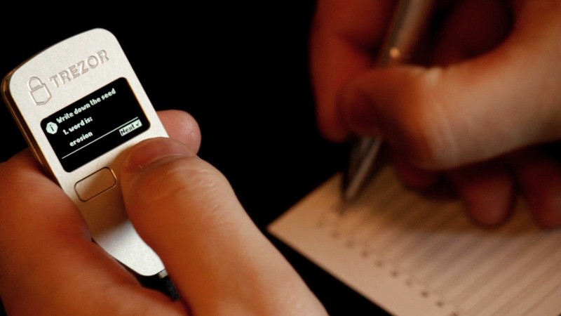 پرداخت با کیف پول سخت افزاری تریزور Trezor