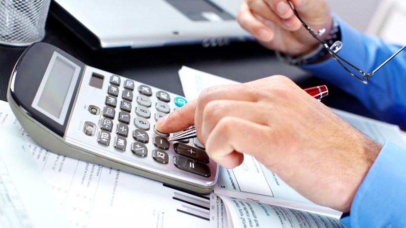 آشنایی با انواع کارمزد وب مانی